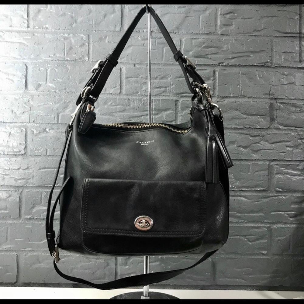 Authentic COACH Leather Hobo Bag.